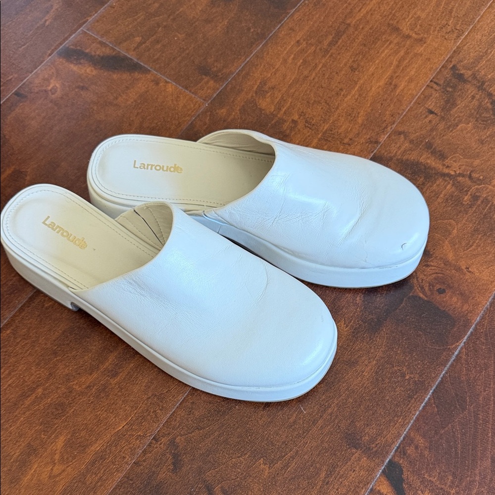 Larroude Cream Leather Slip-On Mules